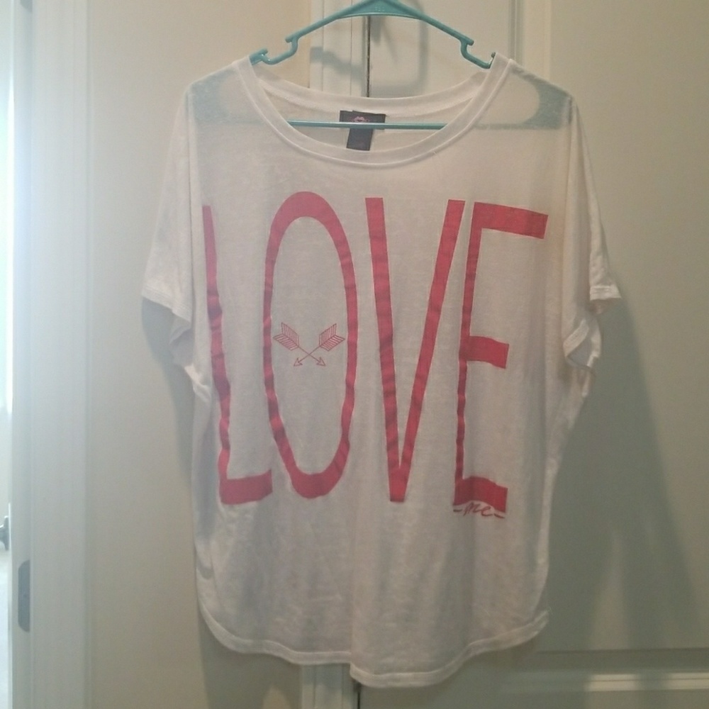 LOVEly White Summer Blouse